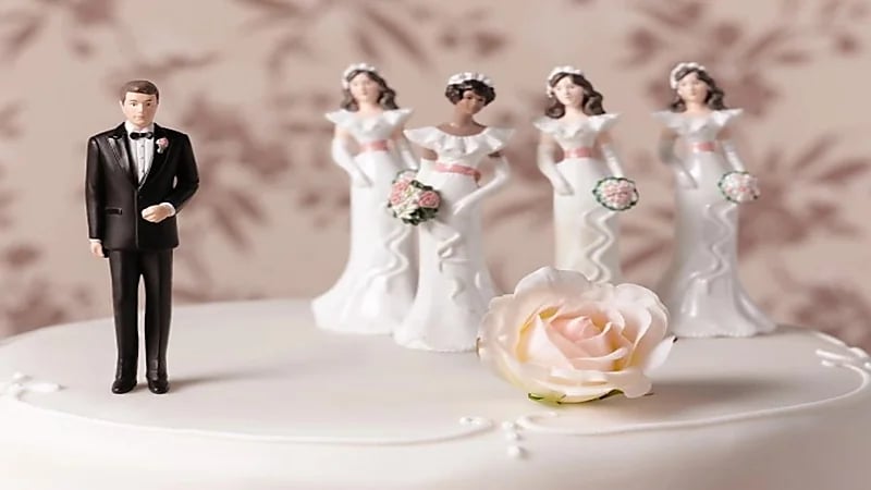 رئيس دولة يمنع وزراء حكومته من تعدد الزوجات