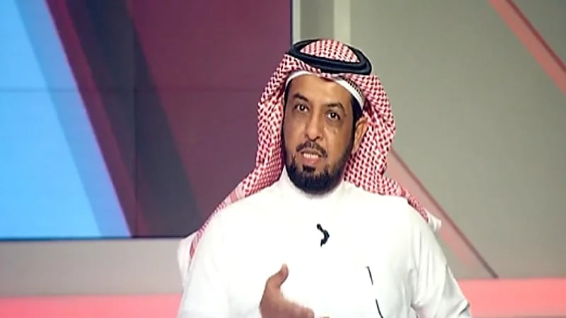 بالفيديو.. مواطن يتخرج من الجامعة بعد انقطاعه عن الدراسة طيلة  30 عامًا