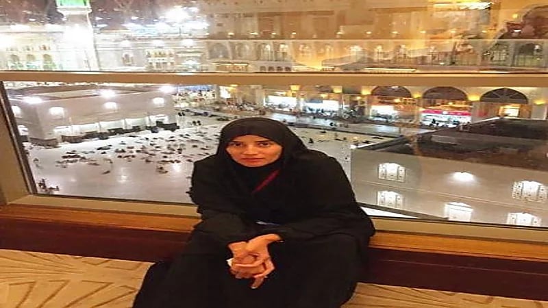 صور..زينة تؤدي مناسك الحج