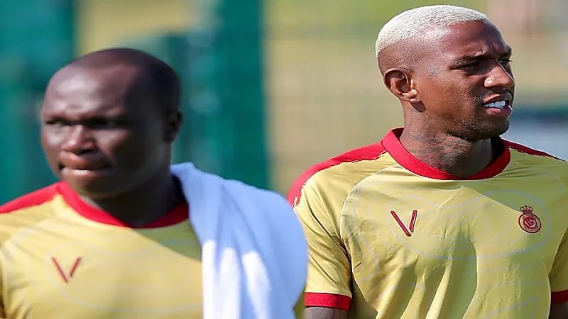 النصر يلجأ لـ "أبو بكار" و"تاليسكا" لحسم صفقة ليايتش