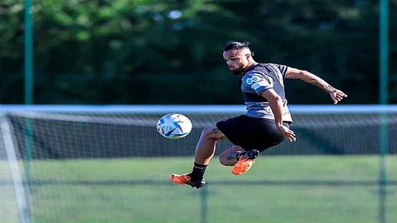 الهلال يواصل استعداداته لمواجهة نوتينغهام فورست