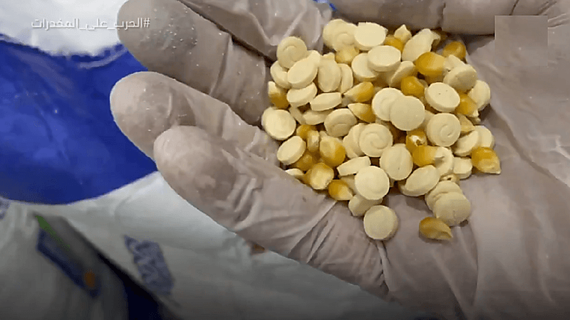 بالفيديو.. إحباط مخطط لتهريب 1.5 مليون قرص إمفيتامين إلى المملكة
