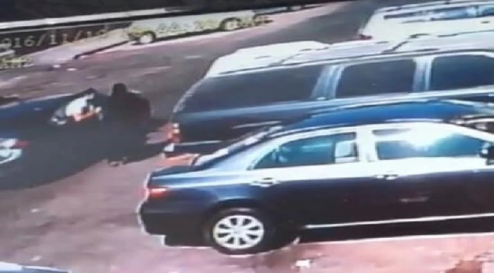 النشال الصغير في قبضة شرطة الخبر