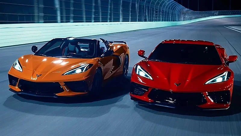 شيفروليه كورفيت موديل 2022 تخطف الأنظار بألوانها الجديدة "صور" 