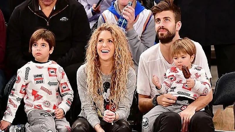 شاكيرا تنفصل عن قائد برشلونة "بيكيه" بسبب خيانته