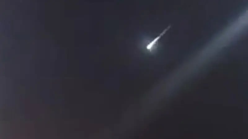 هل توجد علاقة بين نيزك الدوادمي وزلازل تركيا..باحث فلكي يجيب