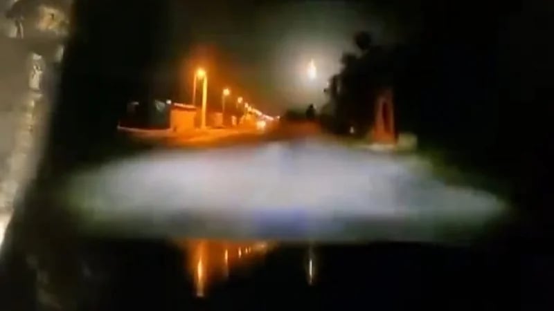 شاهد.. سقوط نيزك فجأة في الدوادمي 