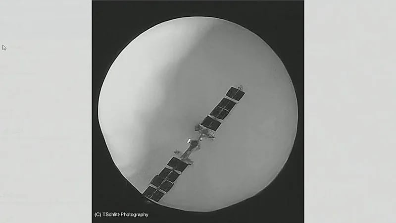 تفاصيل الجسم الغامض الذي تم إسقاطه في كندا