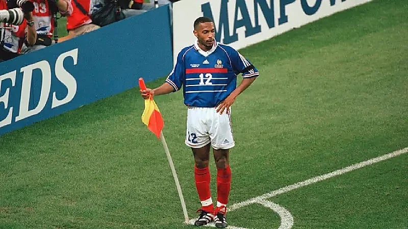 هنري يرفض تدريب منتخب فرنسا للسيدات