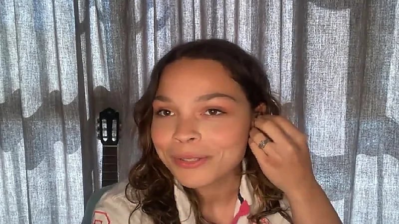 بالفيديو.. أمريكية مقيمة في المملكة: لم أجد مثل السعوديين في اهتمامهم بعوائلهم