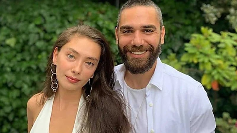 والدة نسليهان طالبتها بالانفصال عن زوجها فقررت ابنتها الابتعاد عنها