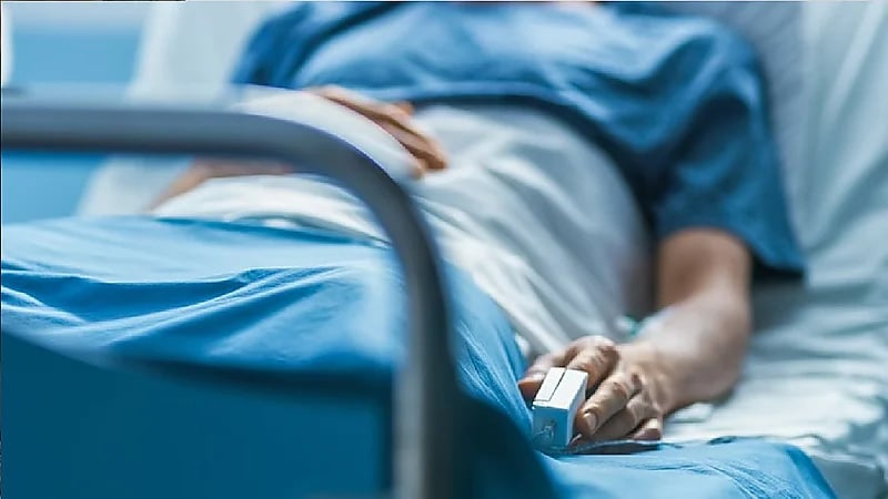 مواطنة تنهي معاناة شقيقها مع الأنيميا المنجلية .. فيديو