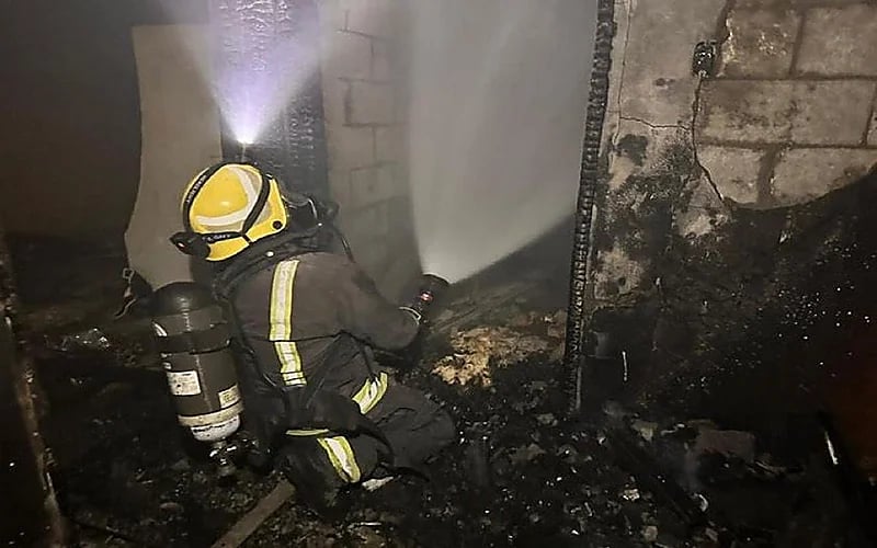 ‫اصابة 4 اشخاص في حريق بقرية ابو ثور بالأحساء