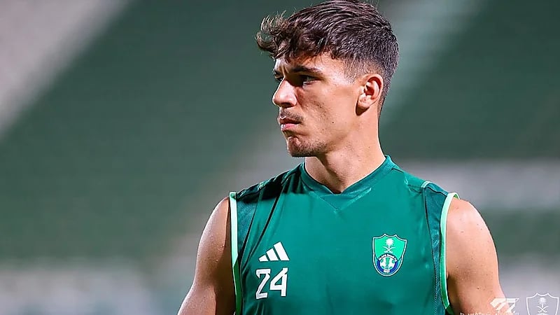 صفقة فيغا تتخطى صفقات رونالدو وميسي