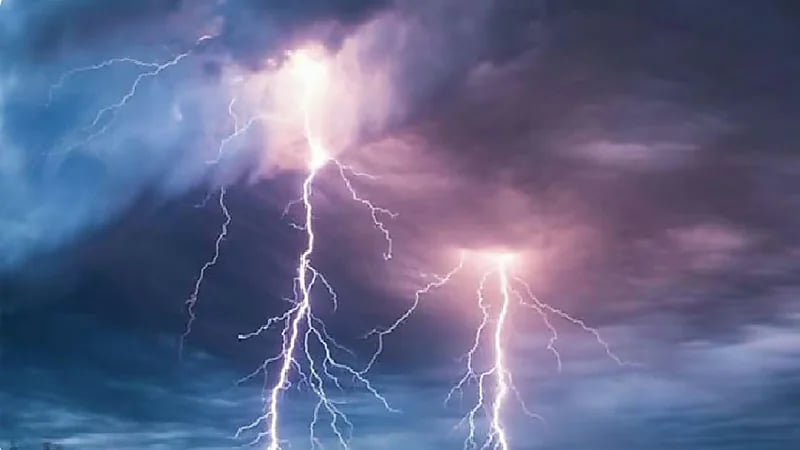 الأرصاد: أمطار على جدة والعاصمة المقدسة حتى يوم غد