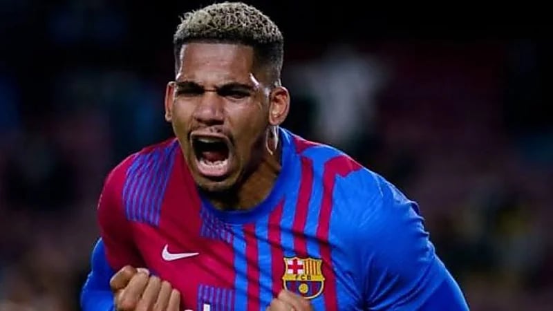 أراوخو يتخلى عن قناعه أمام جيرونا   ..  فيديو