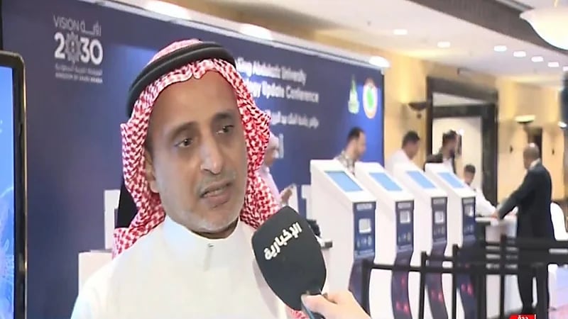 استشاري يكشف خطأ شائع عند الشعور بألم في المفاصل .. فيديو