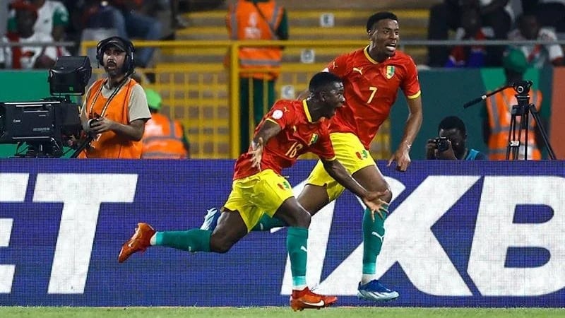 غينيا تفوز على غامبيا بهدف قاتل