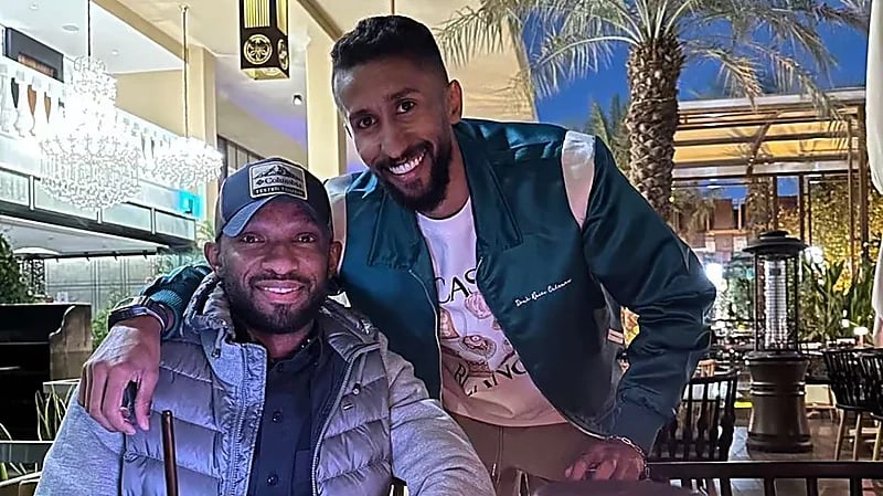 سلمان الفرج برفقة لاعب الهلال السابق عمر الغامدي .. صورة