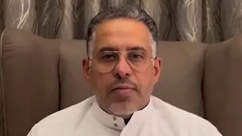 أول تعليق من مؤسس مطعم هامبرغيني بعد تسمم 15 شخص وإغلاق جميع فروعه  ..  فيديو