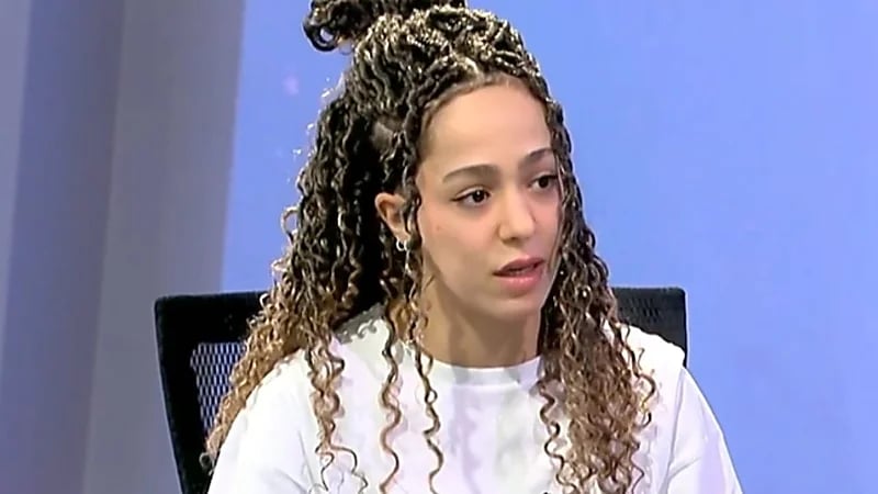 هتان السيف : أنا يتيمة الأبوين وربي ما ينسي عبده .. فيديو