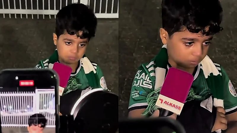 بكاء طفل أهلاوي بعد الخسارة أمام الهلال .. فيديو
