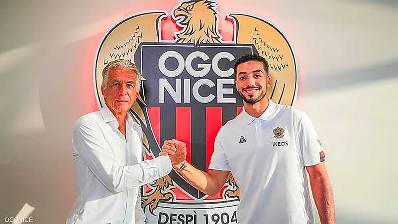 نيس يُعلن رسمياً ضم مدافع الأهلي المصري