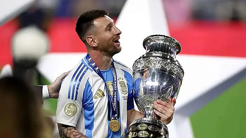 ميسي يعود لتشكيلة الأرجنتين بعد غياب لأكثر من شهرين