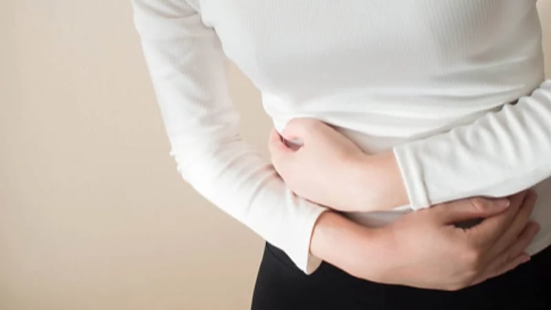 استشاري يؤكد: النساء الأكثر عرضة للقولون العصبي وهذه 6 نصائح لتجنبه ... فيديو