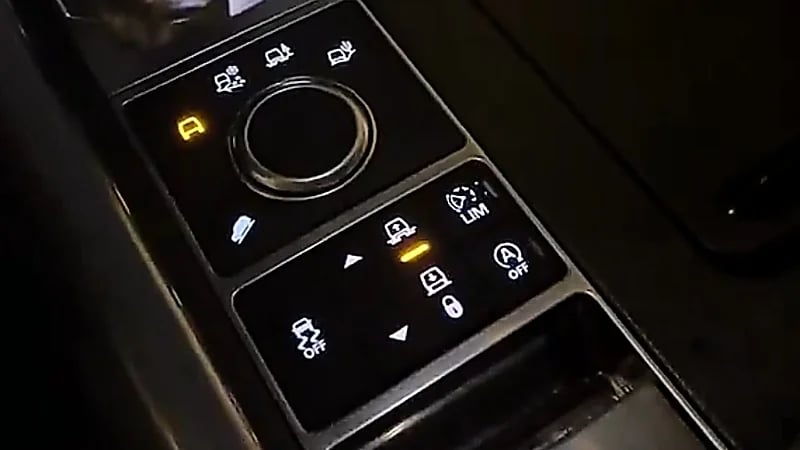 خبير سيارات : استخدام زر ON/OFF في السيارات الحديثة قد يعطل البطارية .. فيديو