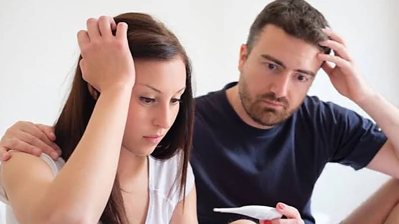 استشاري: الغدة الدرقية واحدة من أسباب تأخر الإنجاب لدى الرجال والنساء.. فيديو