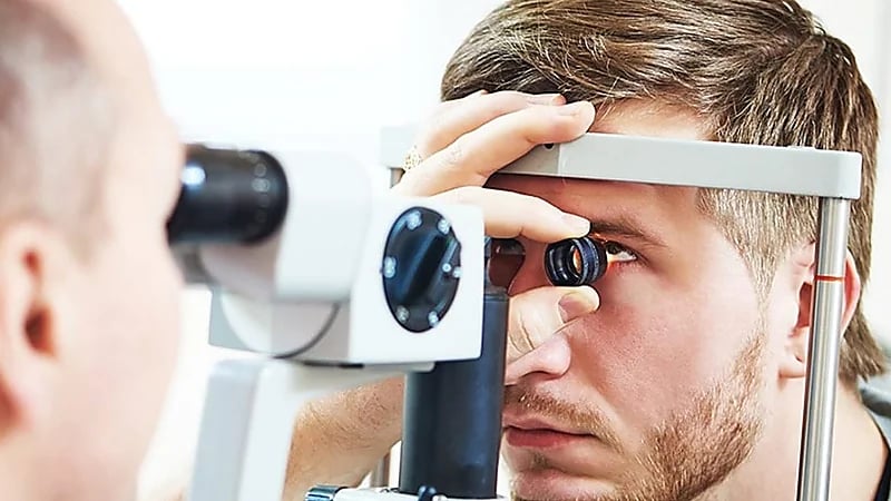 دراسة: عينيك قد تساعدان في كشف أعراض مبكرة عن الخرف