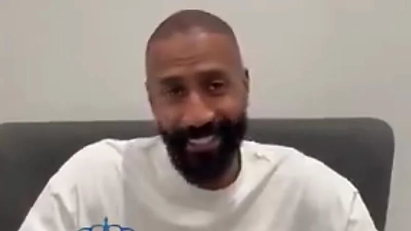 وليد عبدالله يفاضل بين النصر والشباب .. فيديو