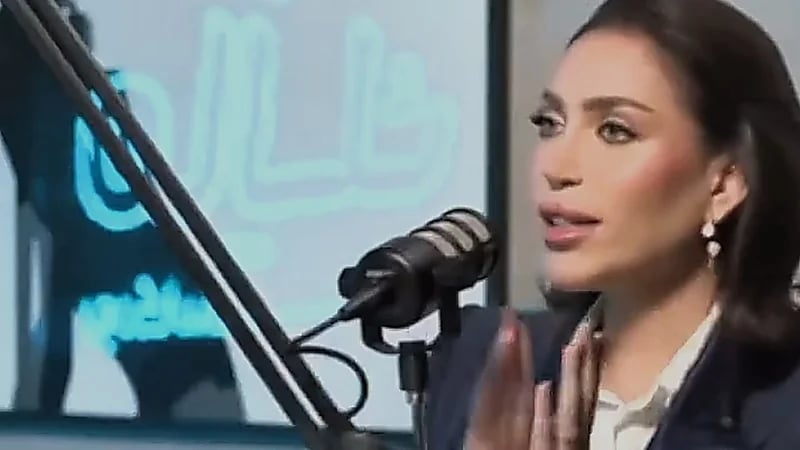 الدكتورة خلود تكشف كواليس قصة الريش: تفاجأنا بإطلالة جورجينا   .. فيديو