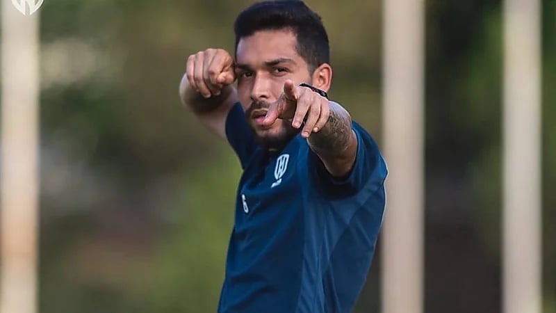 الأخدود يجدد عقد البرازيلي بيتروس حتى 2026