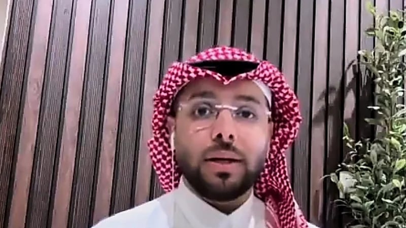 العنزي: طلب الأهلي للتأجيل طبيعي ولقطة هوساوي تكشف توهان اللاعبين   .. فيديو