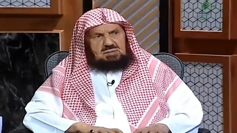 ‏بالفيديو.. المنيع: ويل لمن يضحك الناس كذبًا
