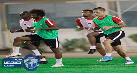 الهلال والعين.. فرص تأهل الأزرق لنصف نهائي أبطال آسيا " صور "