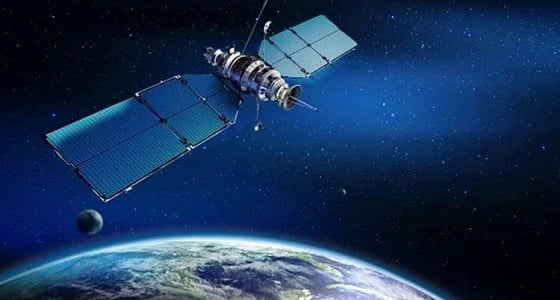لواء مصري: الجيش يمتلك قمرا اصطناعيا دقيقا لإطلاق الصواريخ
