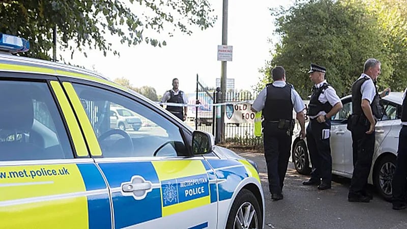 رئيس الرقابة بالشرطة البريطانية متهم بجرائم جنسية بينها اغتصاب طفلة