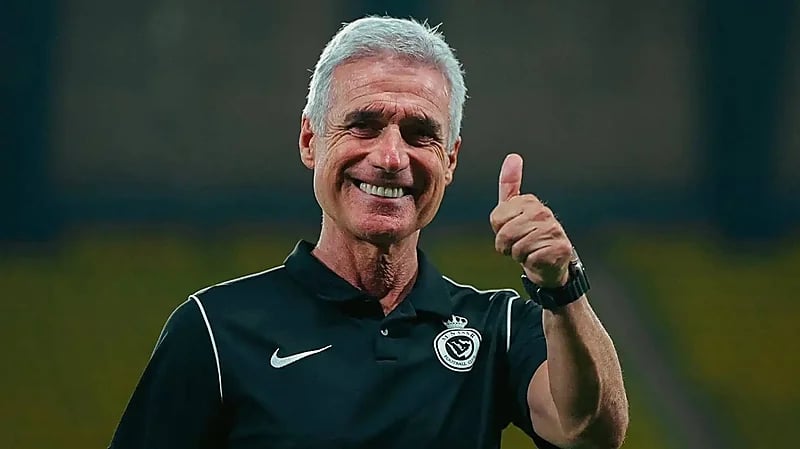 كاسترو يوجه رسالة لنادي النصر