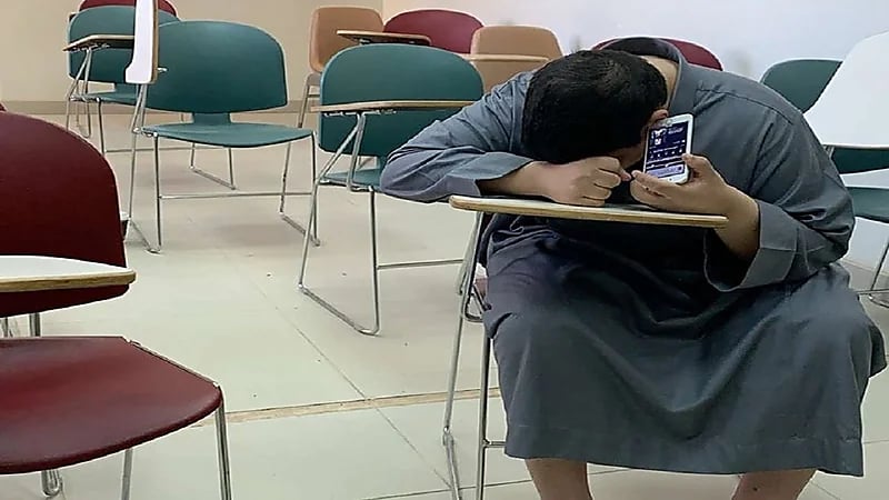 وفاة طالب كفيف تصدم أساتذته وزملائه بجامعة الأمير سطام بالخرج