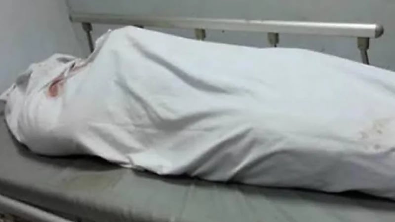 عاطل يقتل سيدة في الطريق العام لرفضها الزواج منه