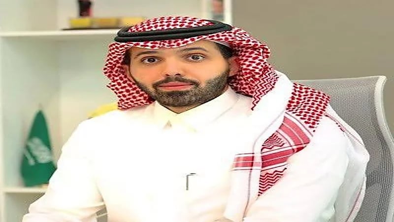 الموارد البشرية توضح مدى صلاحية الوزير في فصل الموظف "فيديو"