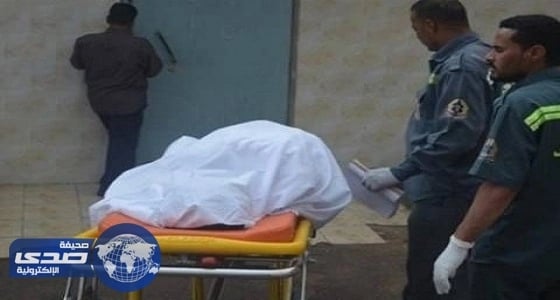 أب يقتل ابنه المريض ويذهب للمصيف