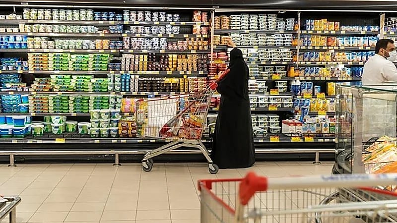 أبرزها التأكد من الصلاحية.. 5 إرشادات يجب اتباعها خلال شراء الأغذية