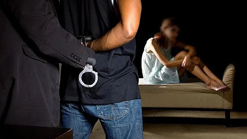 علاقة غرامية تدفع بشاب للسجن بتهمة هتك عرض قاصر