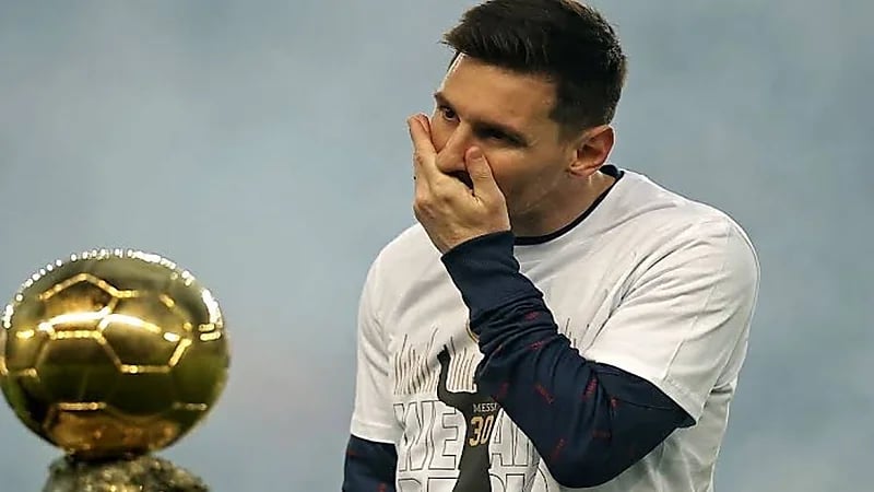 بالفيديو.. ميسي يرد على تساؤل نجله بشأن جائزة الكرة الذهبية