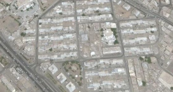 انفجارات عنيفة بالشيخ عثمان في عدن.. واندلاع اشتباكات