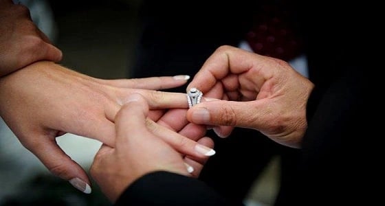 شاب مصري يروي قصة تحقيقه حلم الزواج بسعودية بـ " التقسيط "